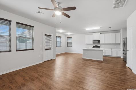 6610 Freedom Hills San Antonio TX 78242