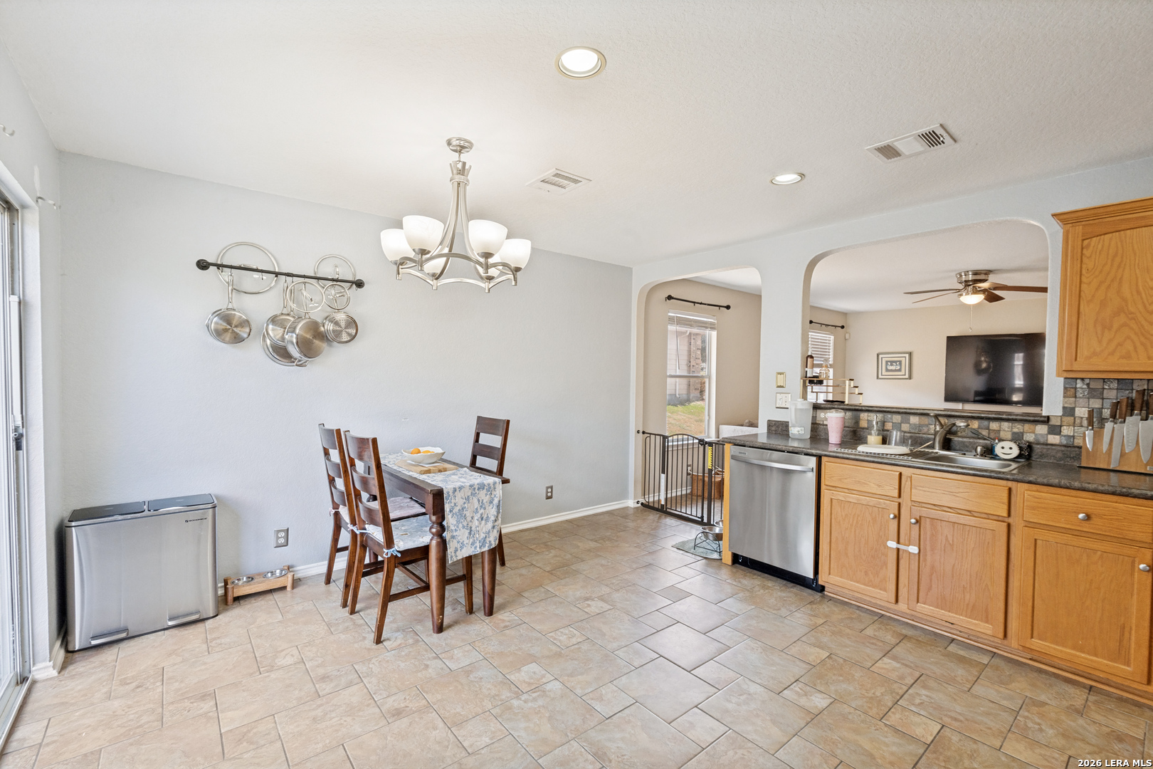 709 Clearbrook Avenue Schertz TX 78108