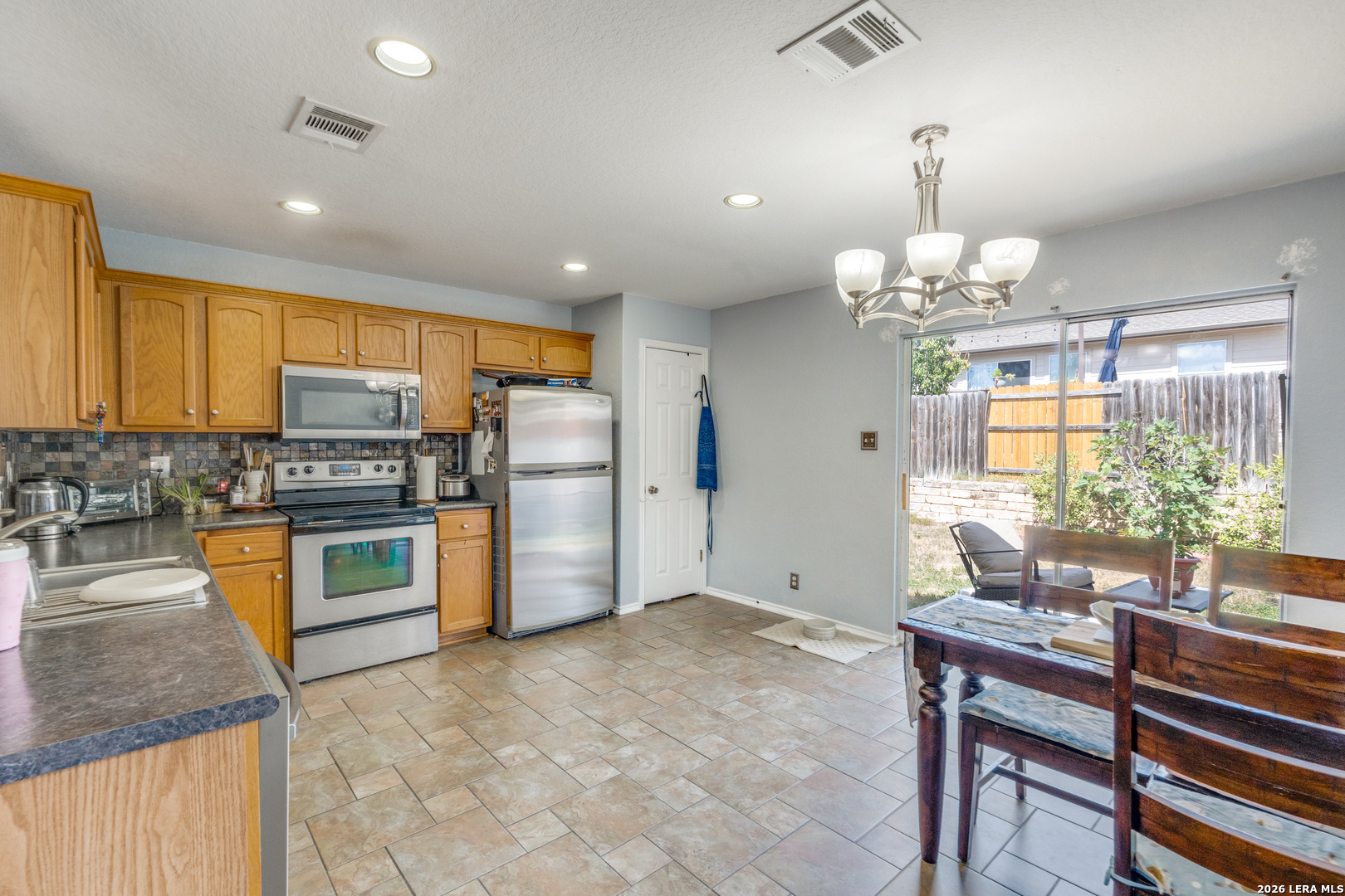709 Clearbrook Avenue Schertz TX 78108
