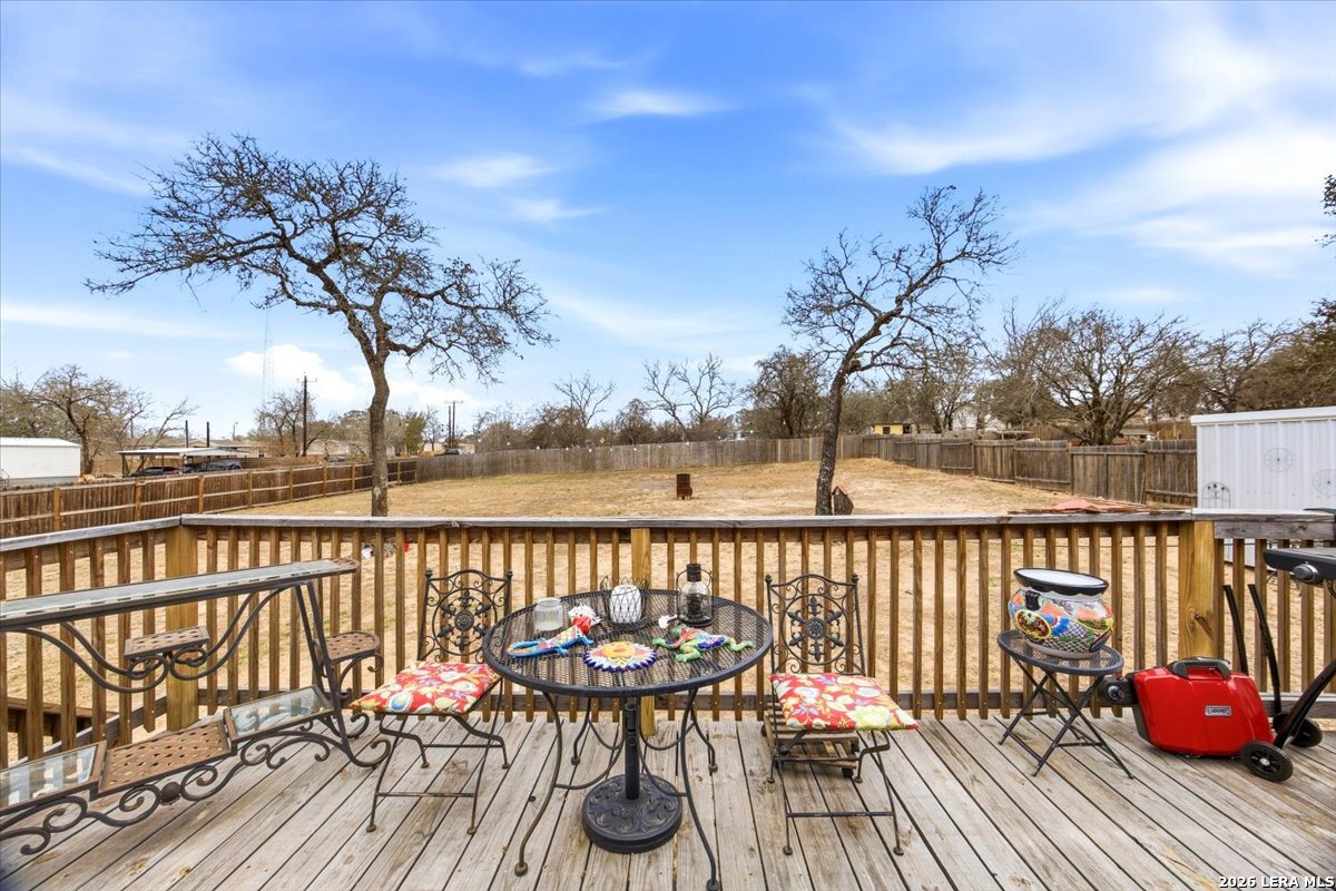 101 Rocky Ridge Poteet TX 78065