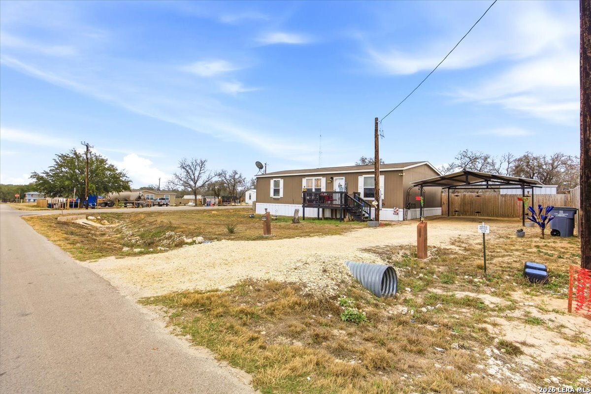 101 Rocky Ridge Poteet TX 78065