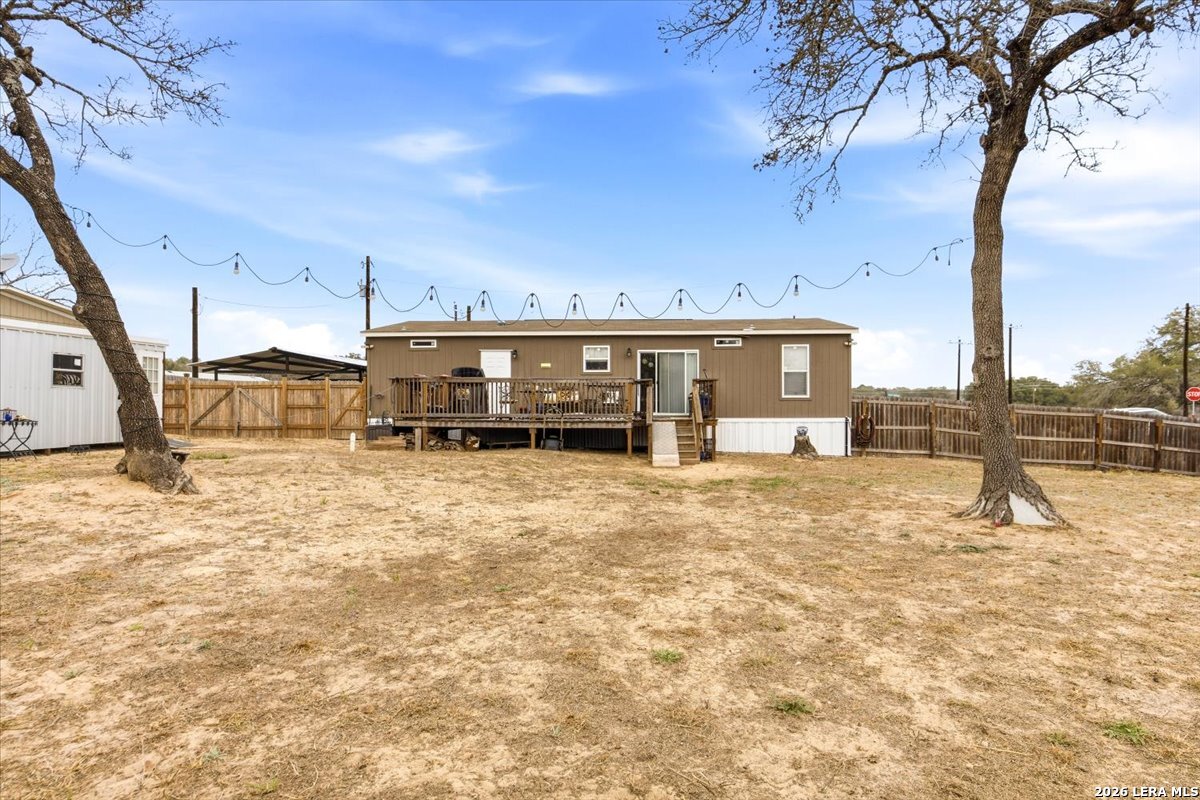 101 Rocky Ridge Poteet TX 78065