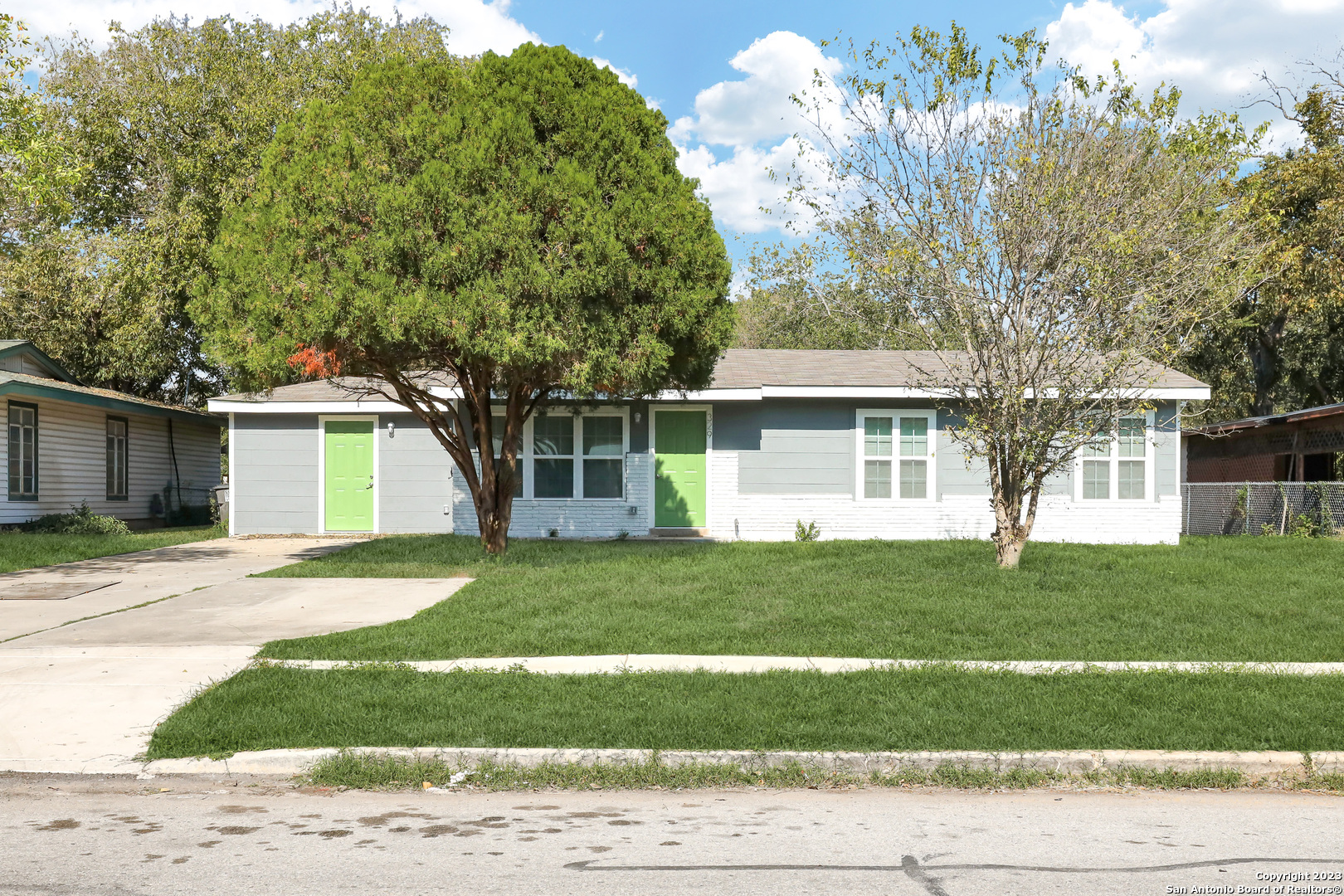 329 Leonidas Drive San Antonio TX 78220