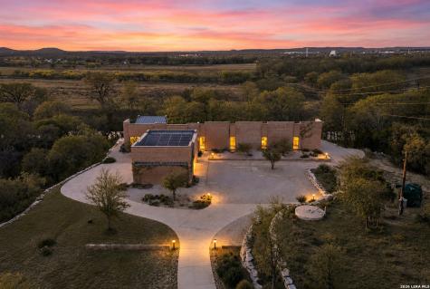 115 Seale Hill Comfort TX 78013