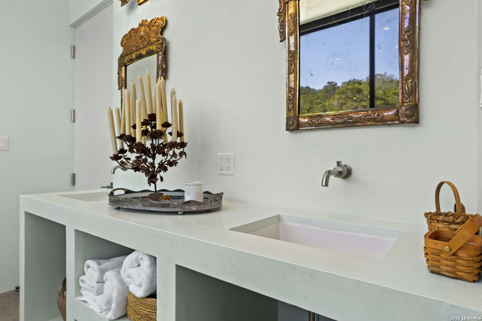 115 Seale Hill Comfort TX 78013