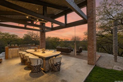 115 Seale Hill Comfort TX 78013