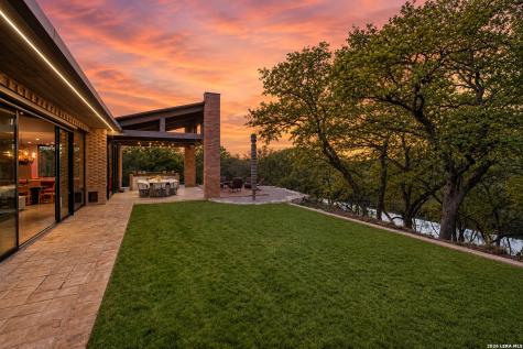 115 Seale Hill Comfort TX 78013