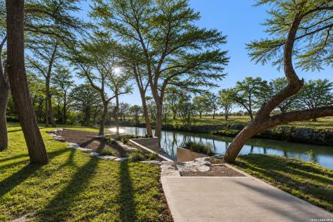 115 Seale Hill Comfort TX 78013