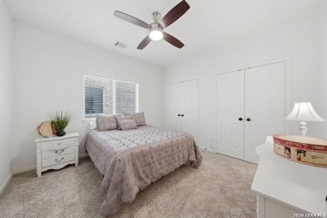 15730 Alamogordo Helotes TX 78023