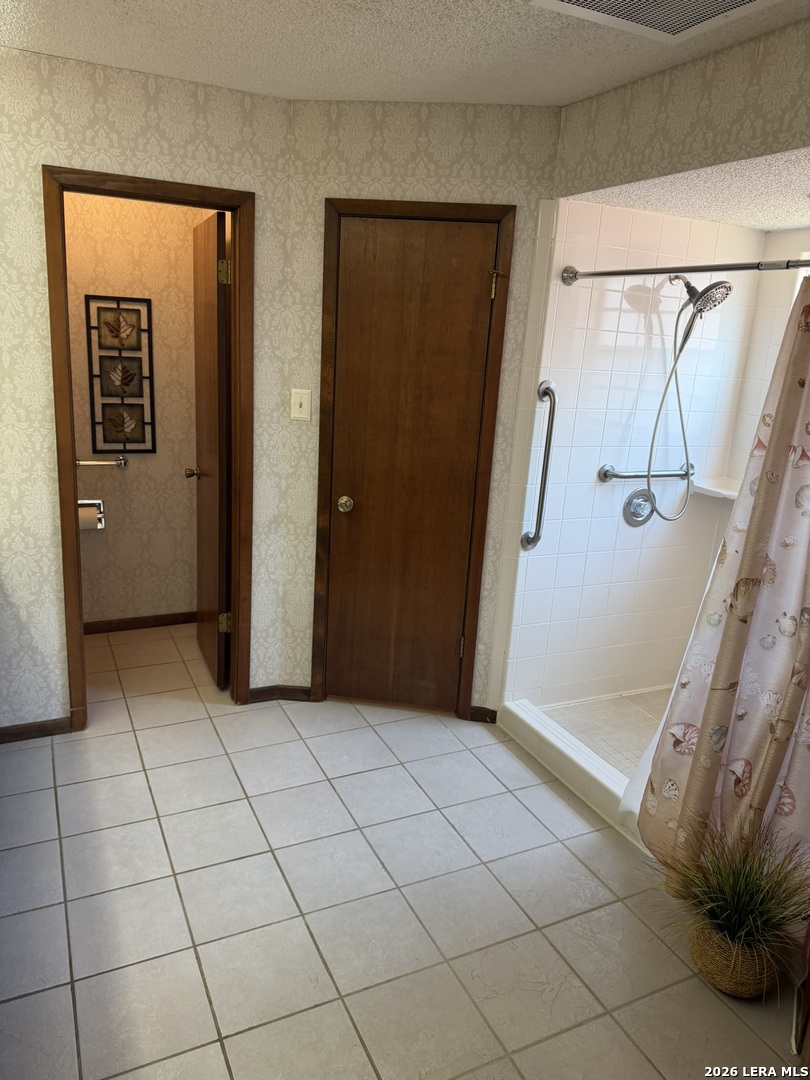 6202 Inverrary San Antonio TX 78244