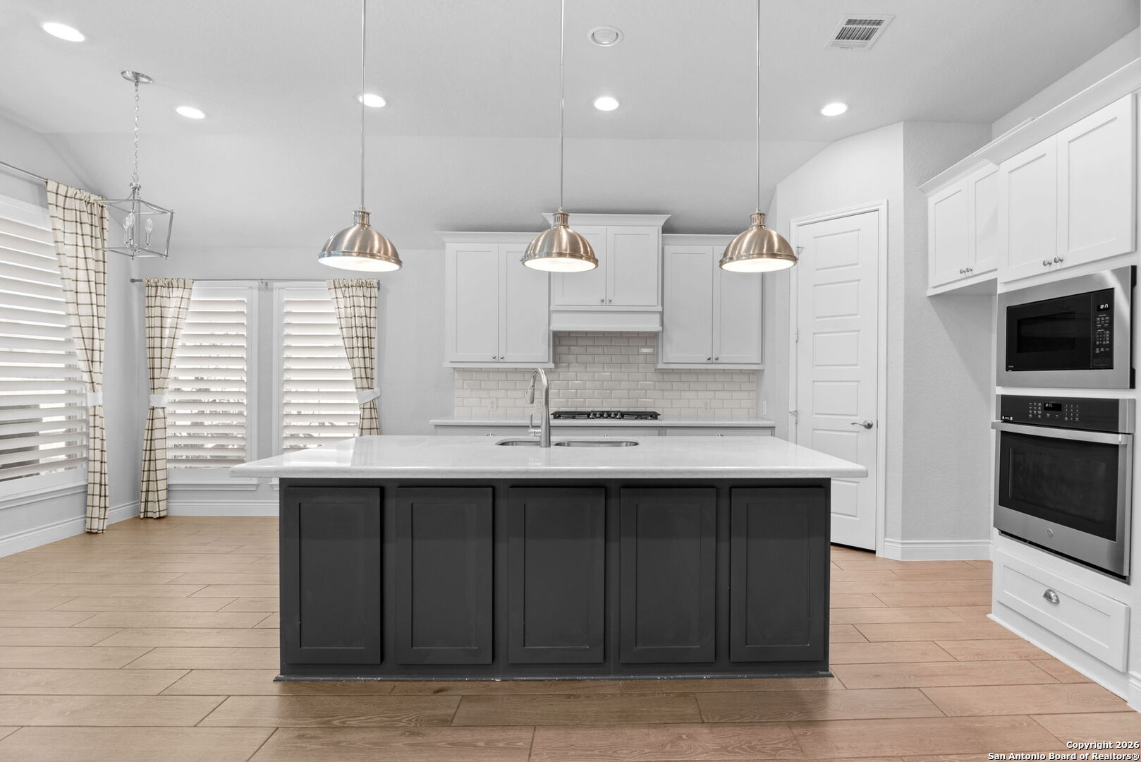 3136 Little Creek Path Seguin TX 78155