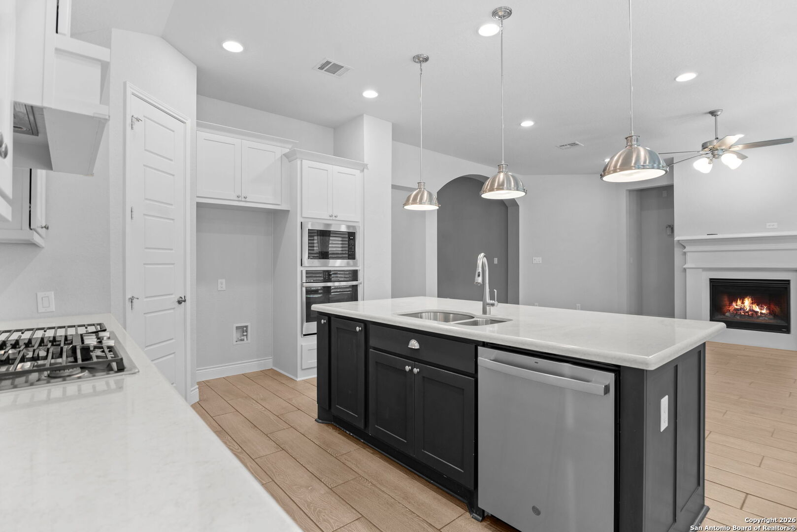 3136 Little Creek Path Seguin TX 78155