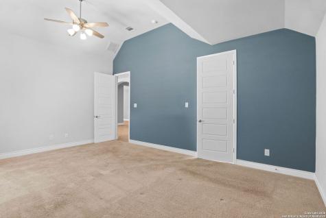 3136 Little Creek Path Seguin TX 78155