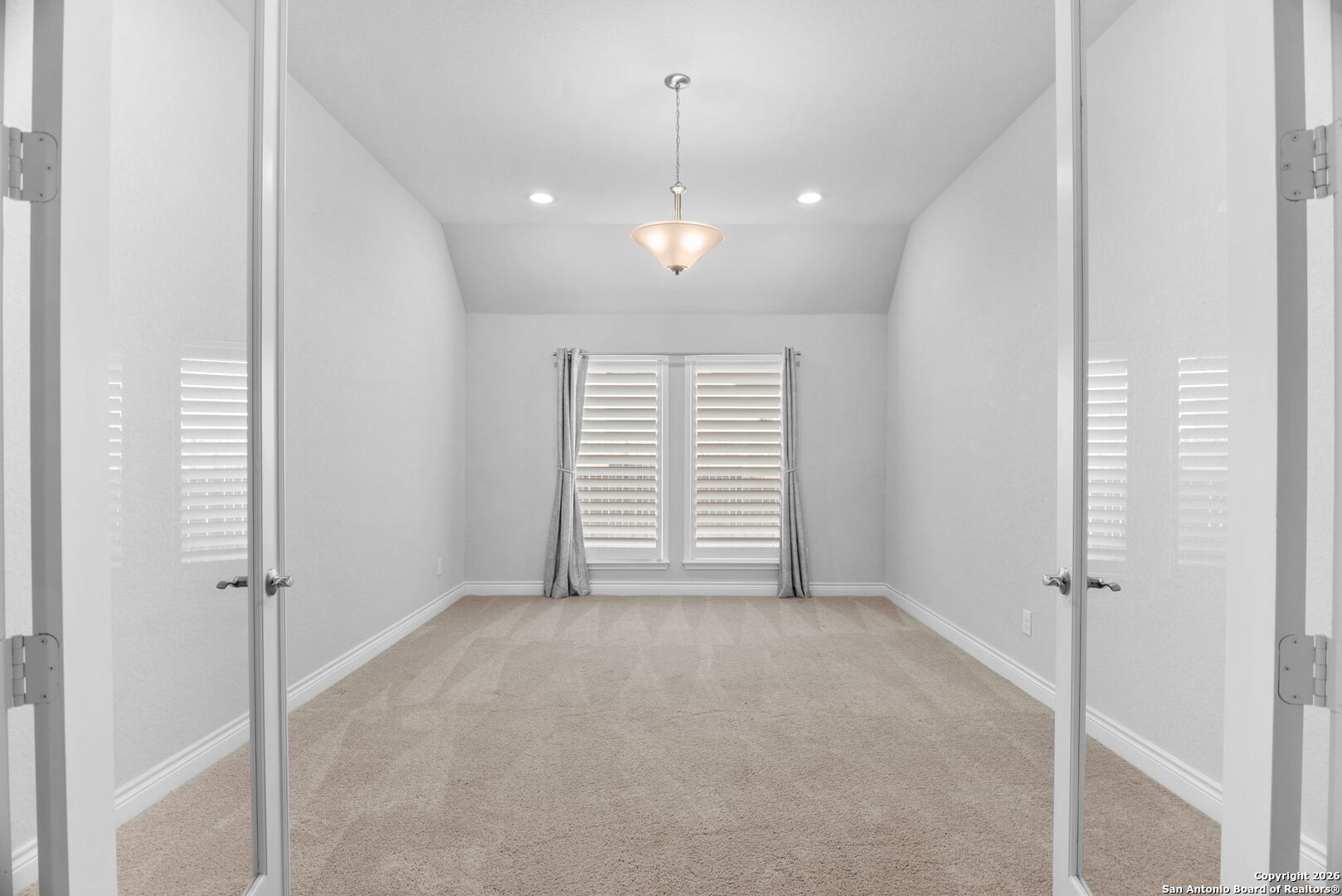 3136 Little Creek Path Seguin TX 78155