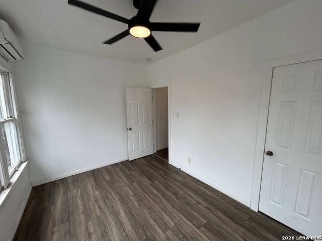 451 E Mitchell Street San Antonio TX 78210