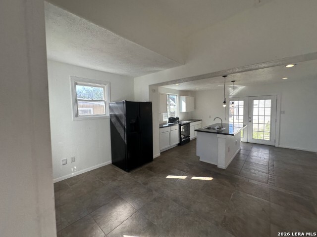 451 E Mitchell Street San Antonio TX 78210