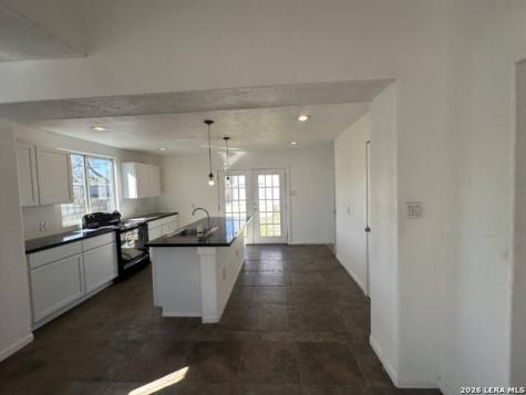 451 E Mitchell Street San Antonio TX 78210