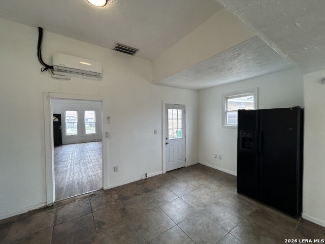 451 E Mitchell Street San Antonio TX 78210