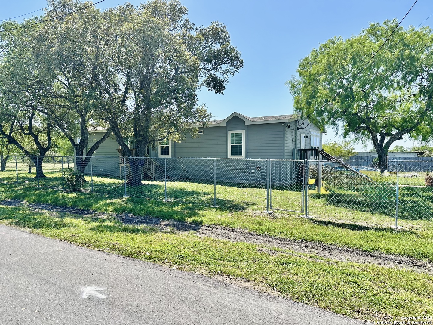 2422 Widgeon Corpus Christi TX 78410