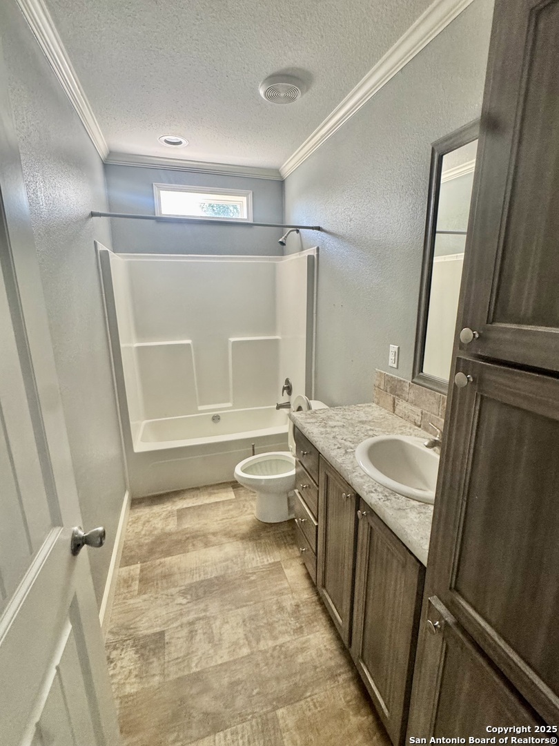 2422 Widgeon Corpus Christi TX 78410
