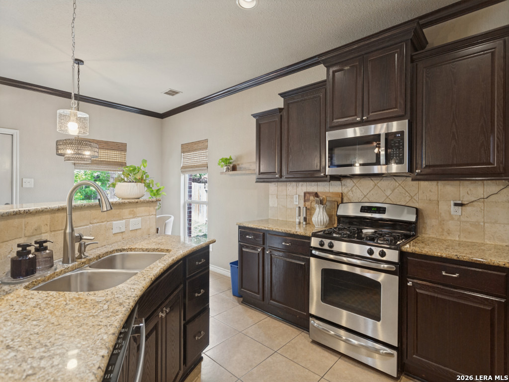 21518 Promontory Circle San Antonio TX 78258