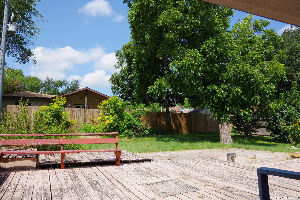 10919 Meadowhome San Antonio TX 78230