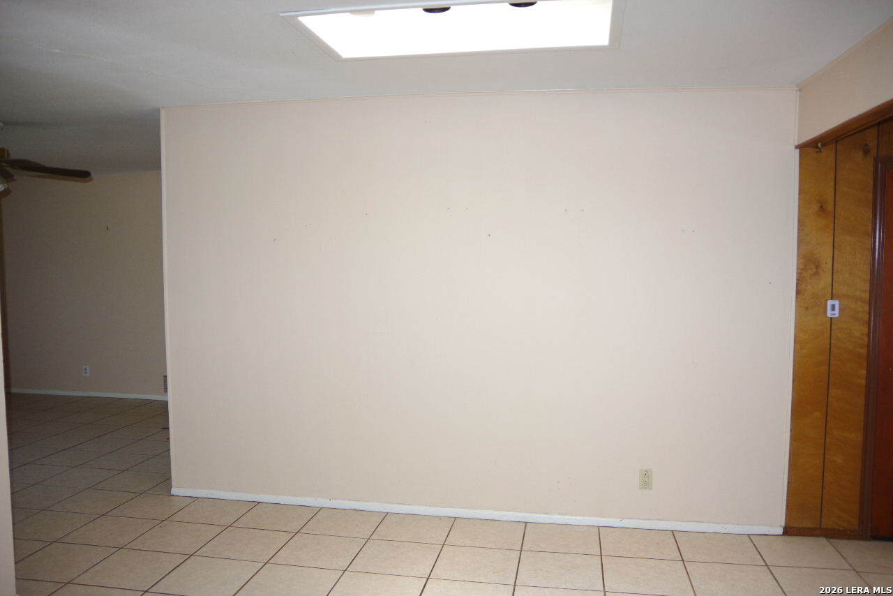 10919 Meadowhome San Antonio TX 78230