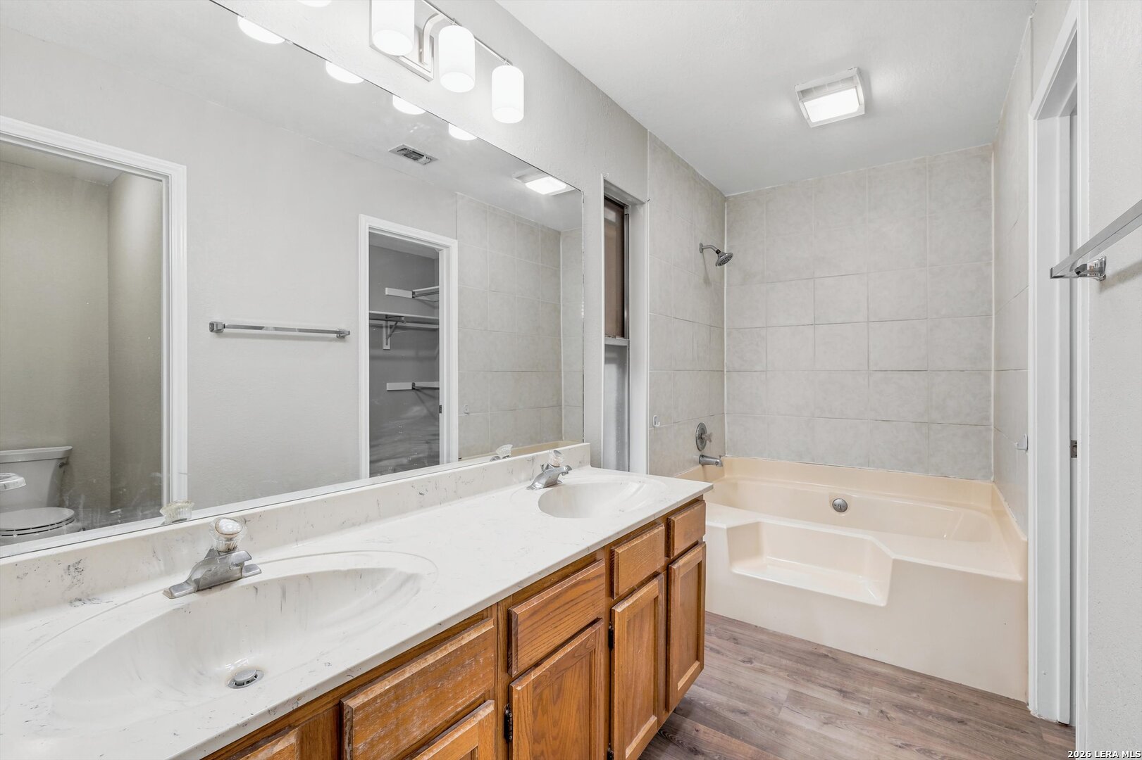 11302 Forest Summit Live Oak TX 78233