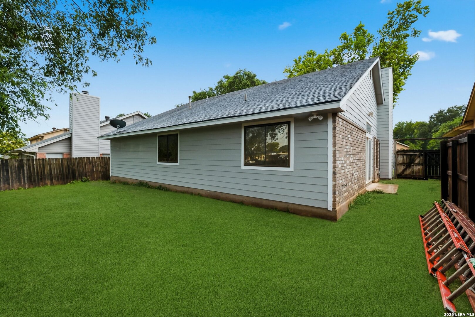 11302 Forest Summit Live Oak TX 78233