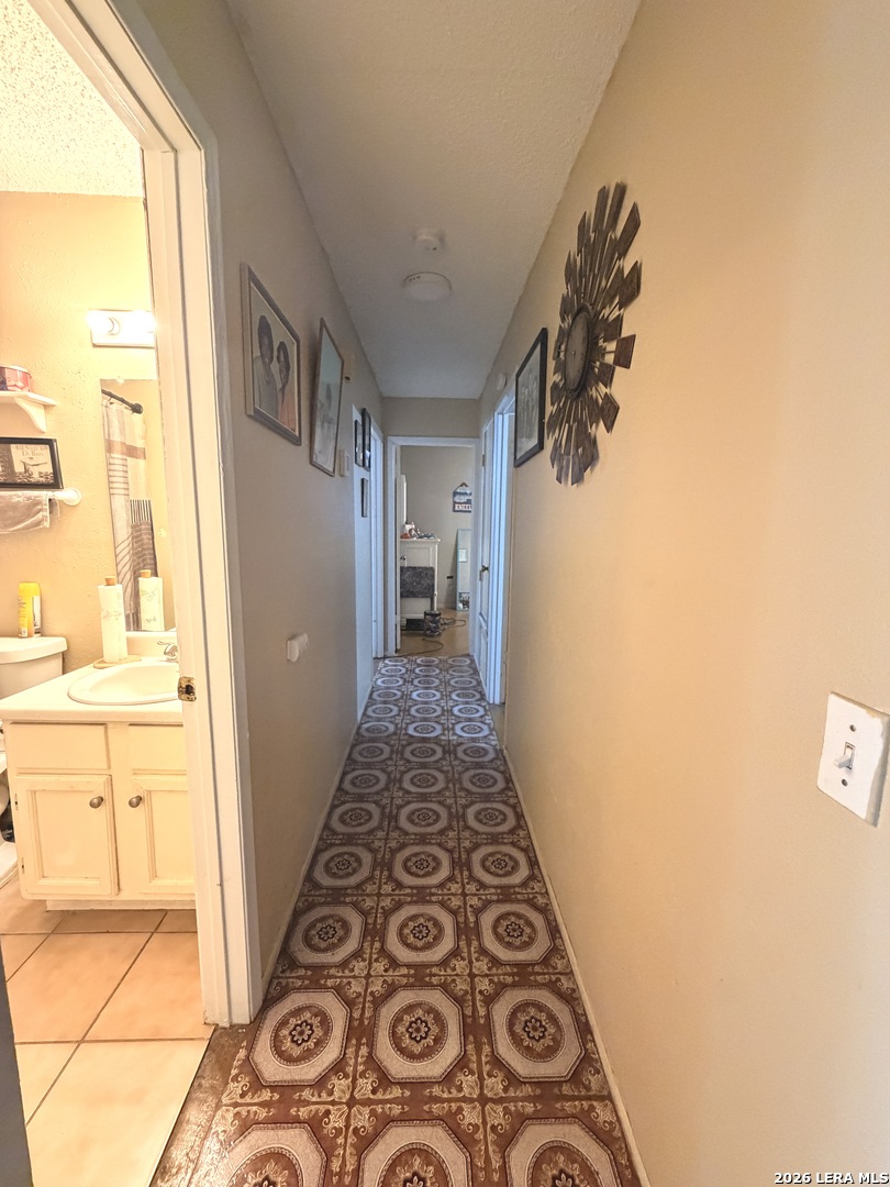 11217 Champion Oak Live Oak TX 78233
