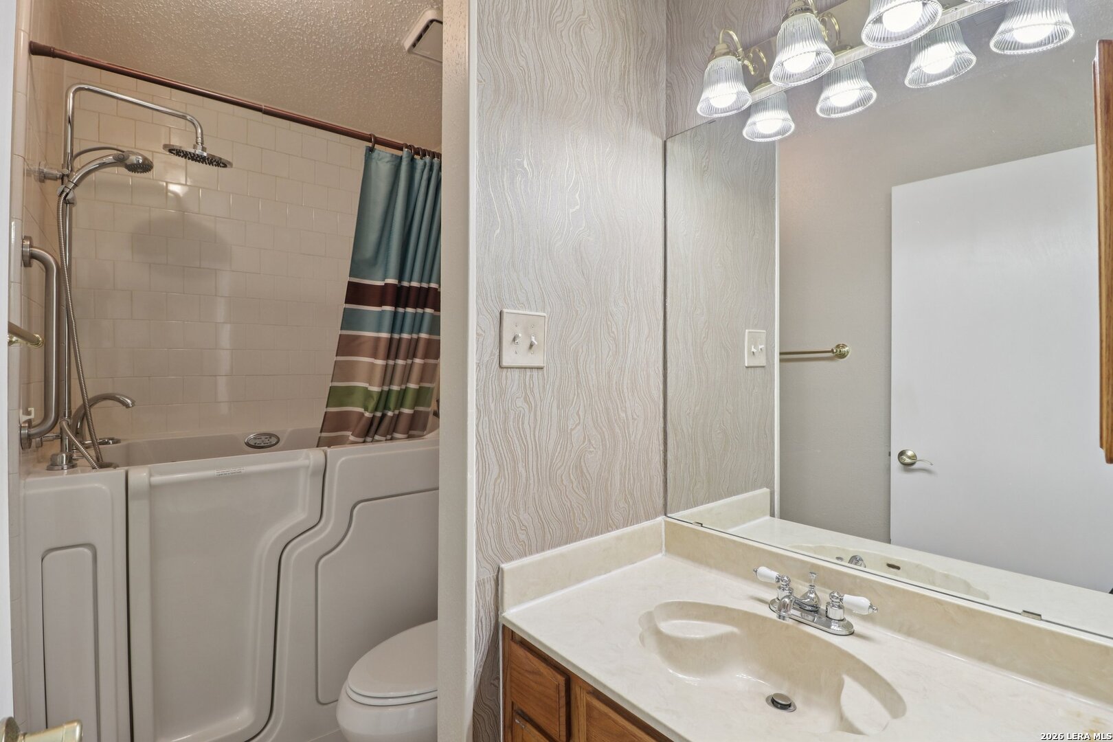 1101 Andre Schertz TX 78154