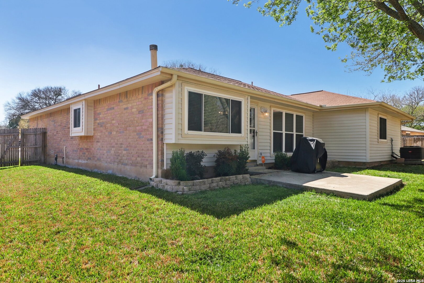 1101 Andre Schertz TX 78154