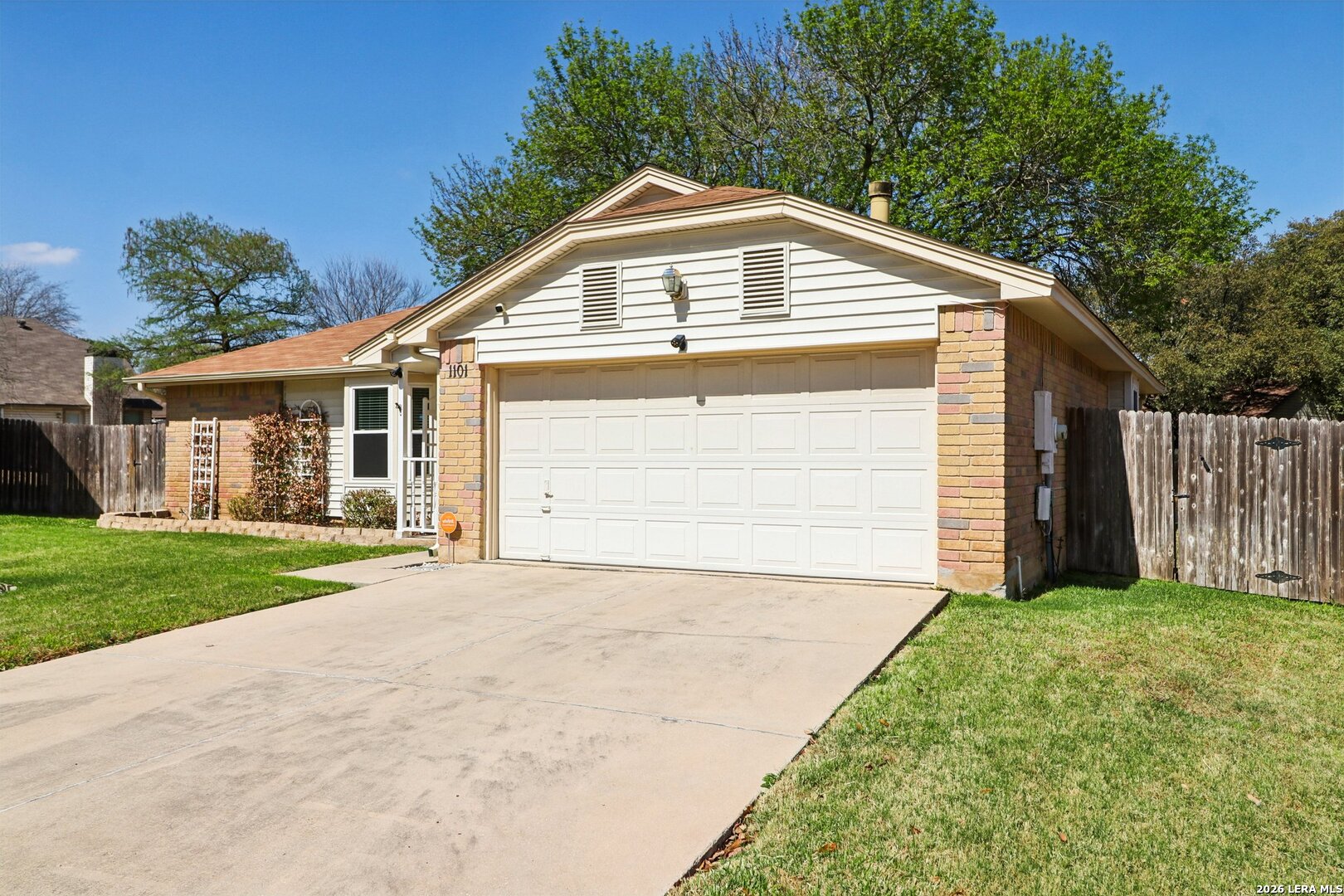 1101 Andre Schertz TX 78154