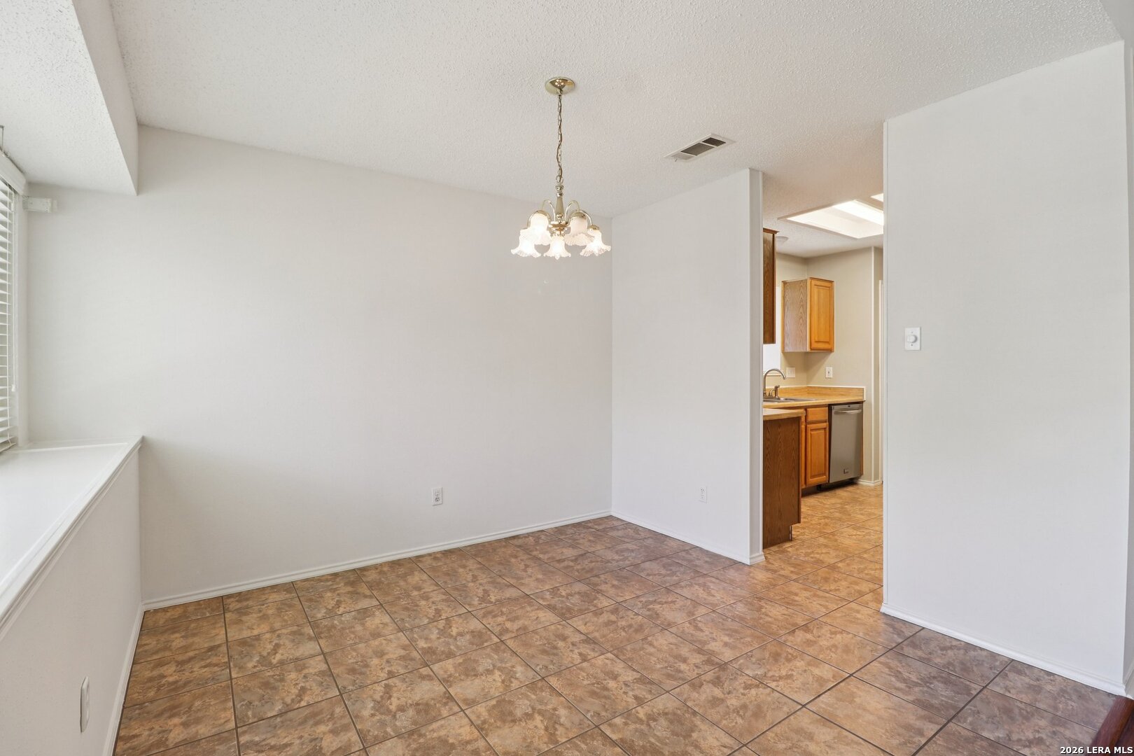 1101 Andre Schertz TX 78154