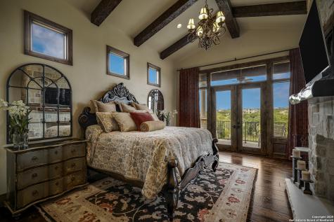 35 Winged Foot Boerne TX 78006