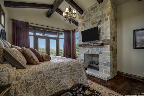 35 Winged Foot Boerne TX 78006