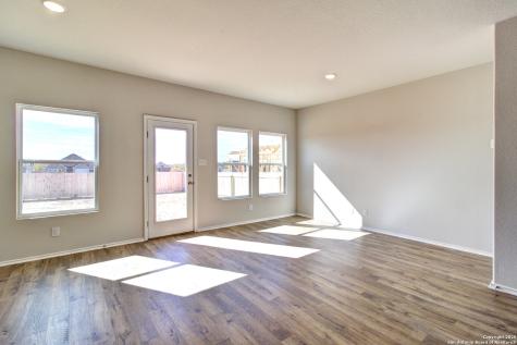 11120 Prairie Landing Converse TX 78109