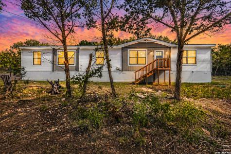750 Regina Drive Canyon Lake TX 78133
