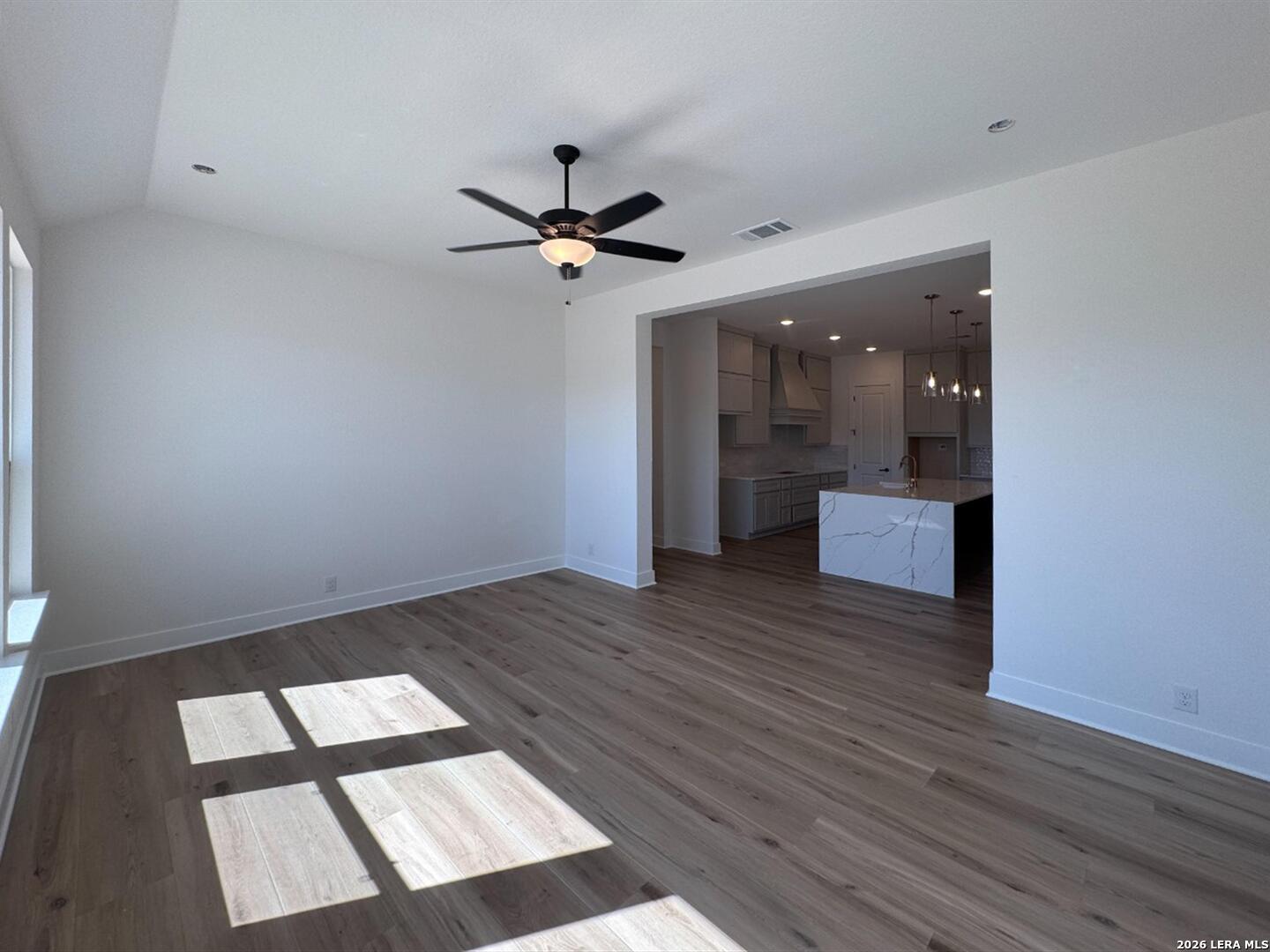 10891 Chestnut Warbler New Braunfels TX 78132