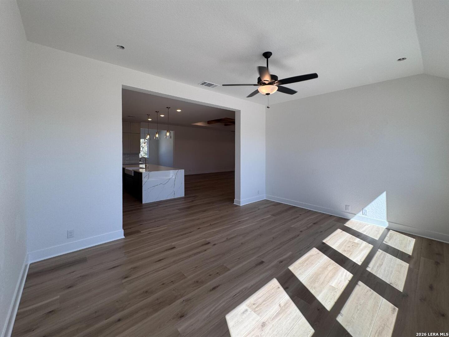 10891 Chestnut Warbler New Braunfels TX 78132