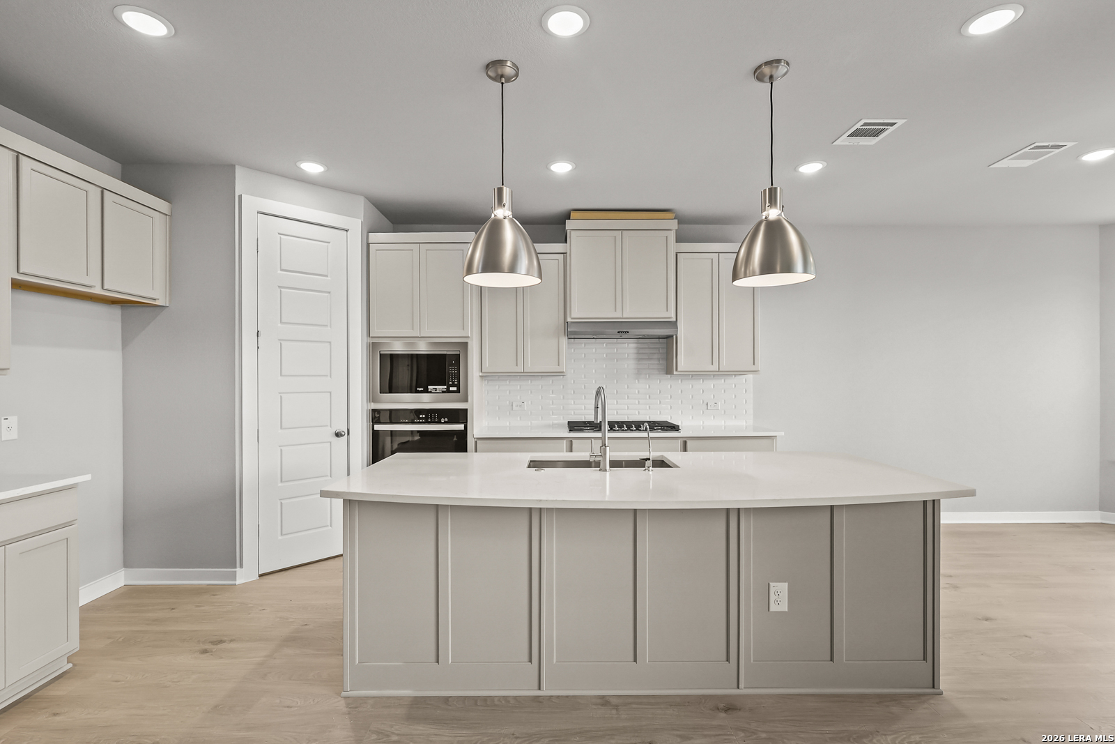 504 Foxtail Canyon Cibolo TX 78108