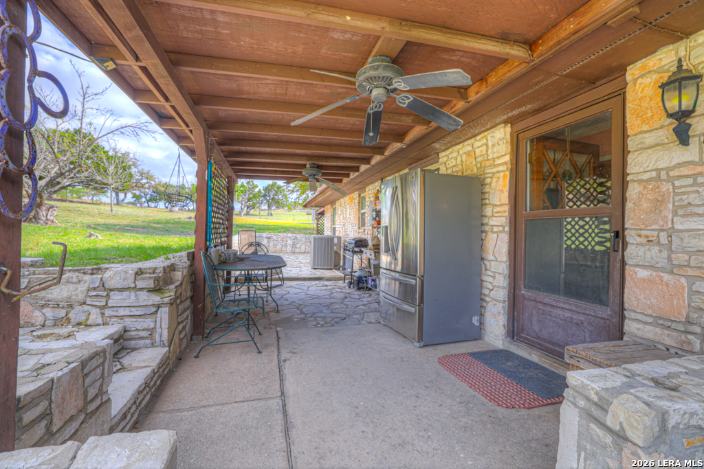 109 Saddle Wood Trail Comfort TX 78013