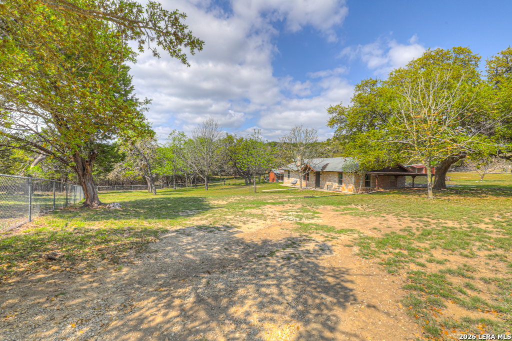 109 Saddle Wood Trail Comfort TX 78013