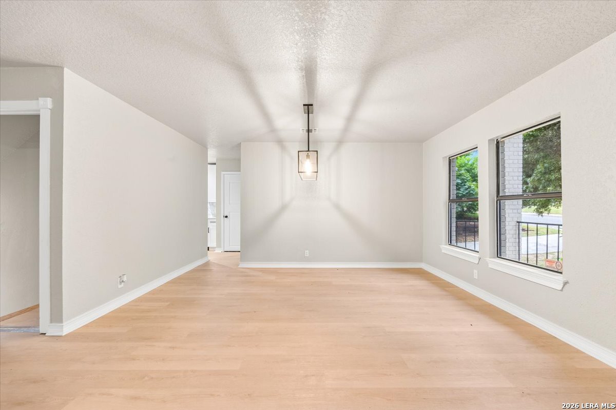 7738 Oakhill Park Drive San Antonio TX 78249