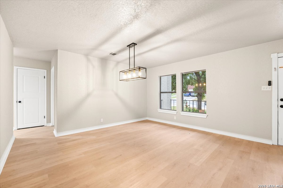 7738 Oakhill Park Drive San Antonio TX 78249