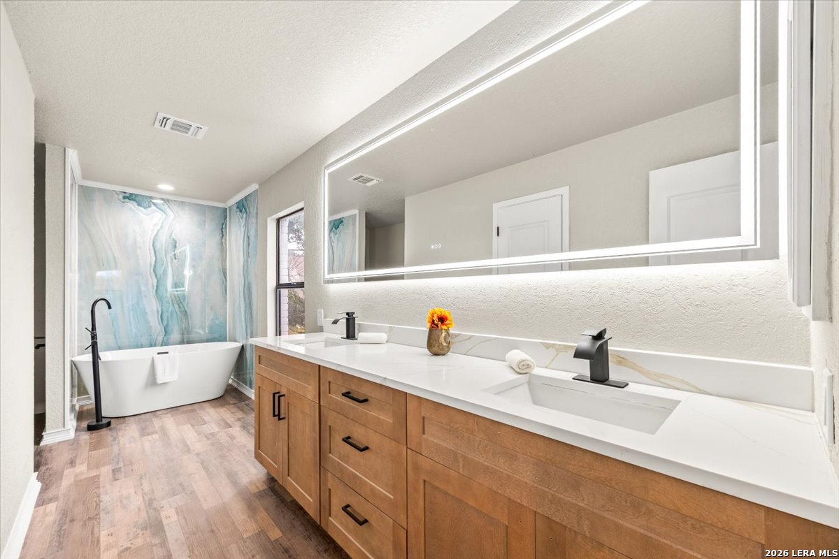 7738 Oakhill Park Drive San Antonio TX 78249