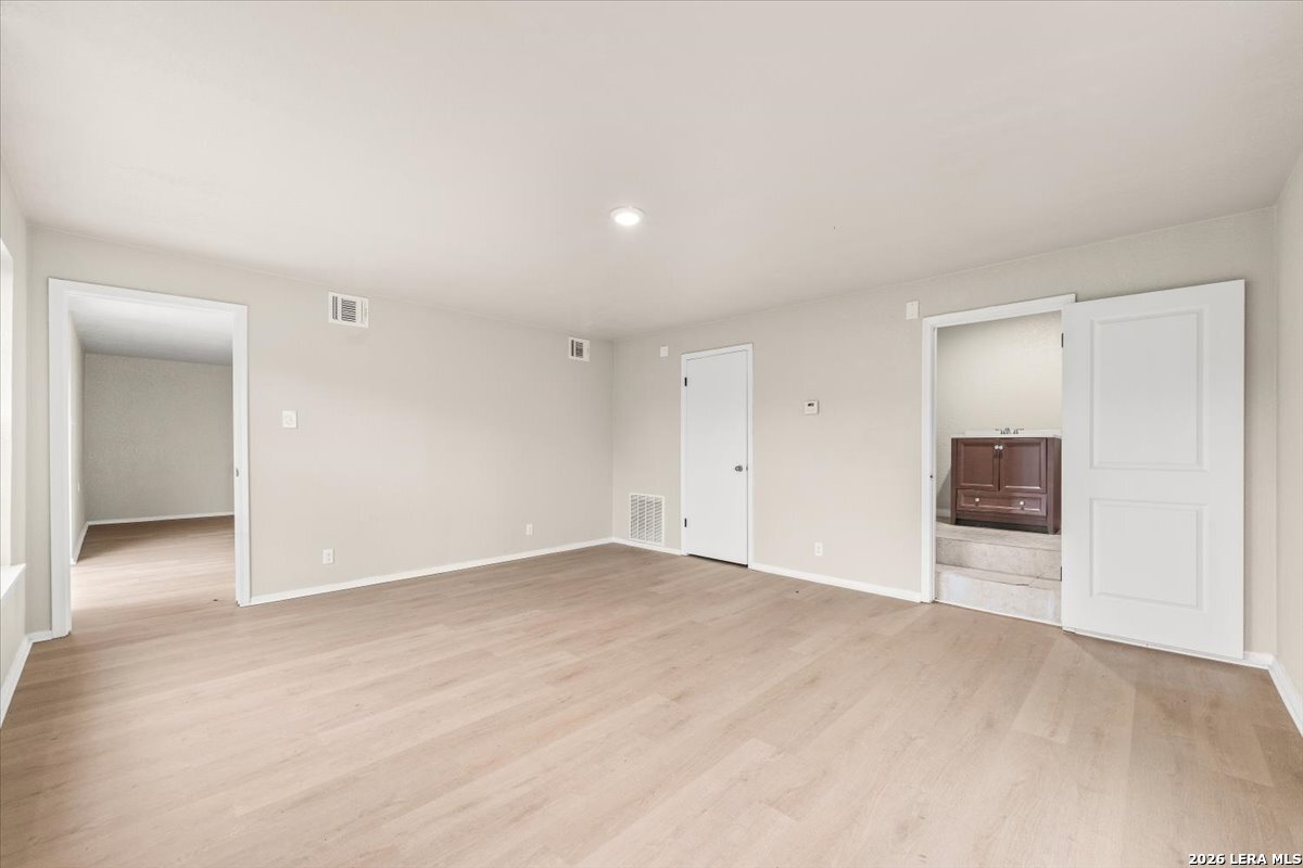 7738 Oakhill Park Drive San Antonio TX 78249
