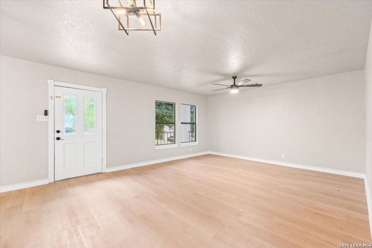 7738 Oakhill Park Drive San Antonio TX 78249