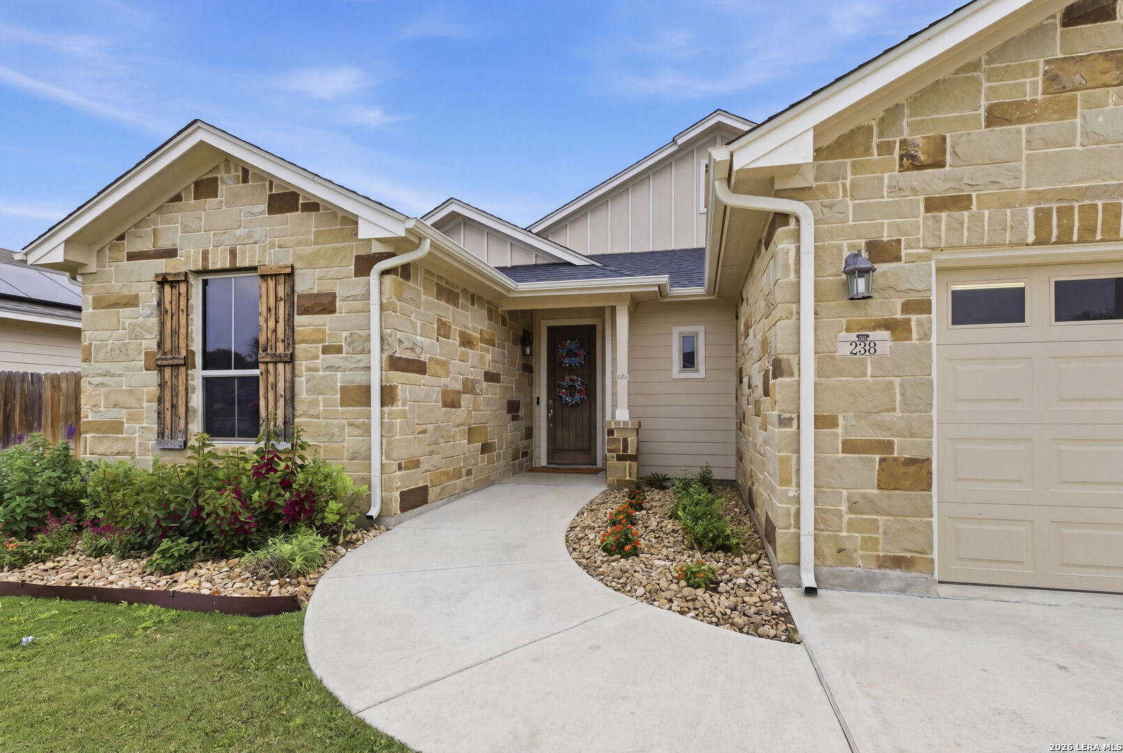 238 Iron Gate Pleasanton TX 78064