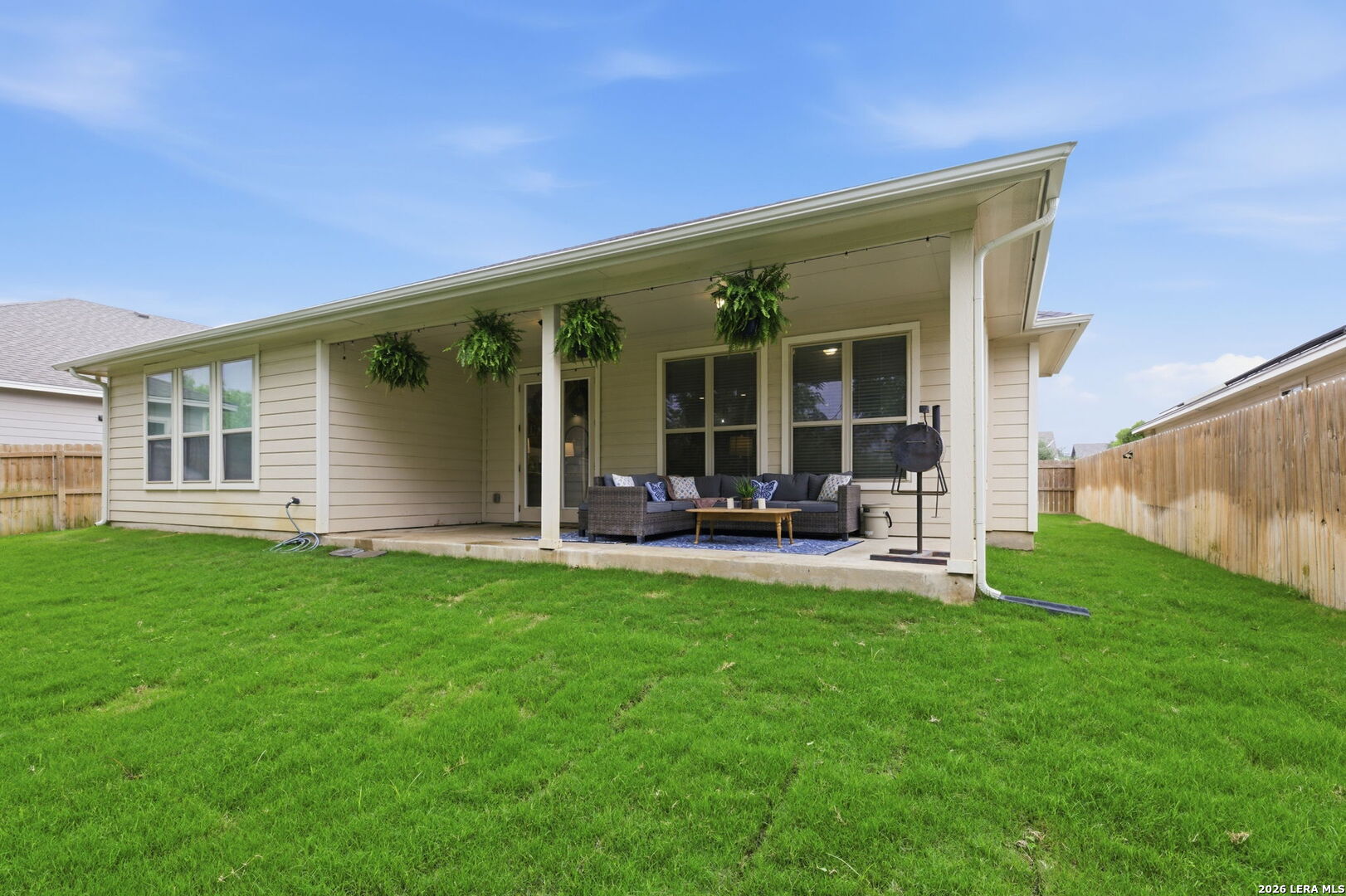 238 Iron Gate Pleasanton TX 78064